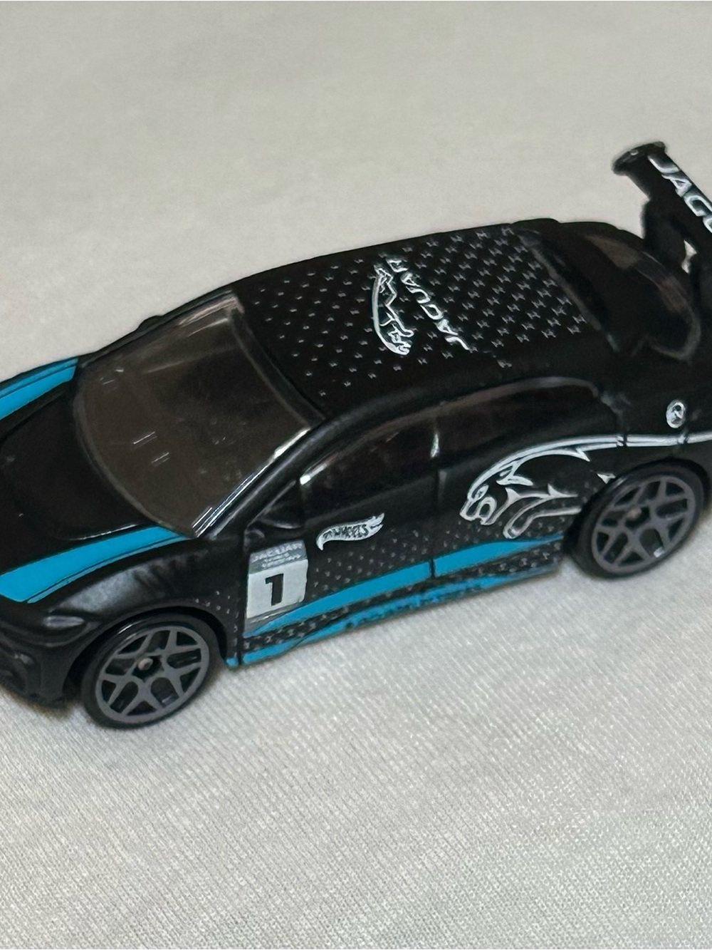 Hot Wheels Jaguar I-Pace eTrophy Black HW